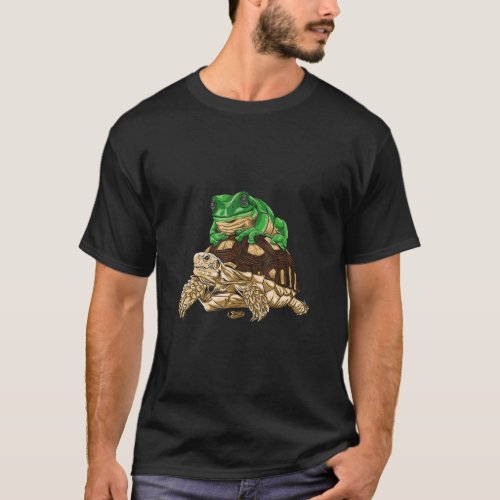 Turtle with frog happy animals For Men Women  T_Shirt