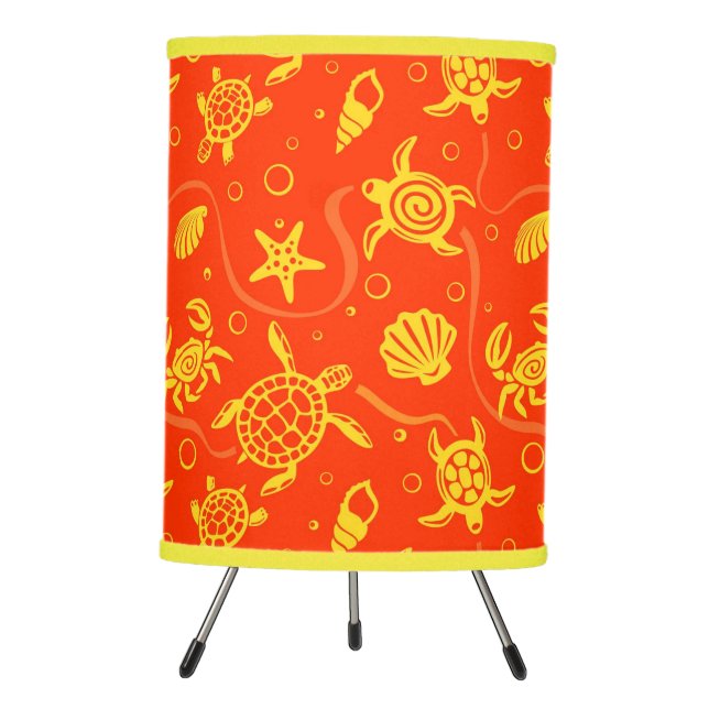 Turtles Pattern Tripod Lamp (Front)