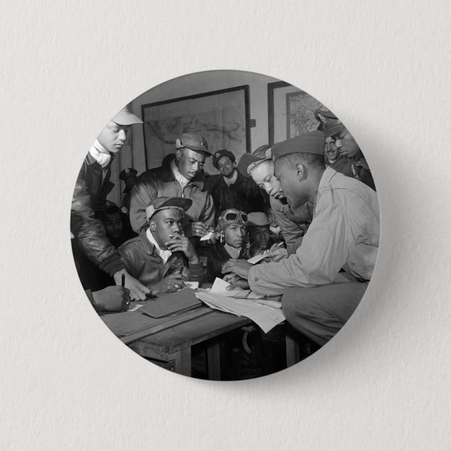 Tuskegee Airmen 332nd Fighter Group Pilots Button (Front)
