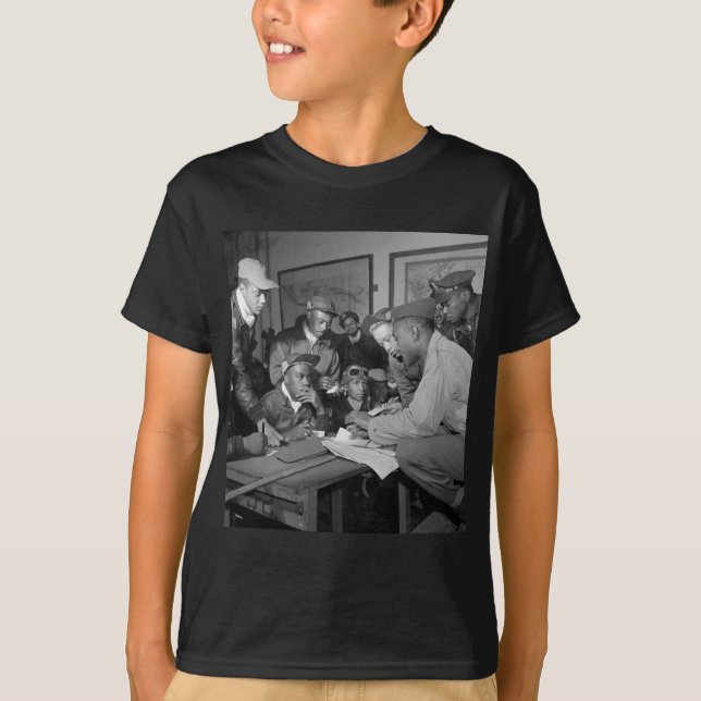 Tuskegee Airmen 332nd Fighter Group Pilots T-Shirt (Front)