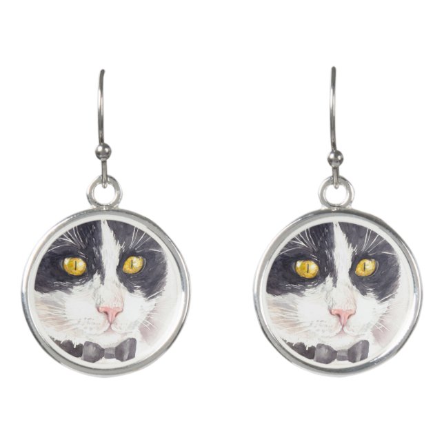 Tuxedo cat earrings (Front)