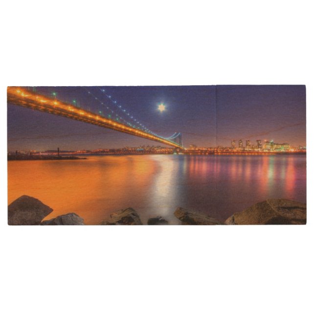 Twilight, George Washington BridgePalisades, NJ. Wood Flash Drive (Front)