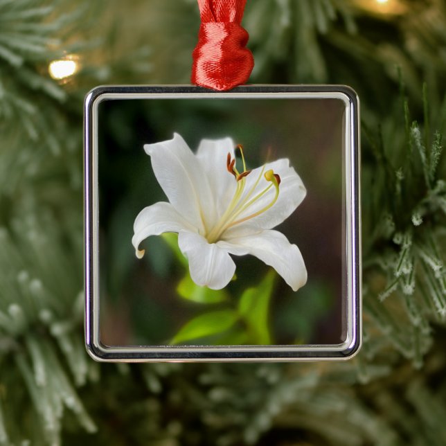 Twilight white lily metal ornament (Tree)