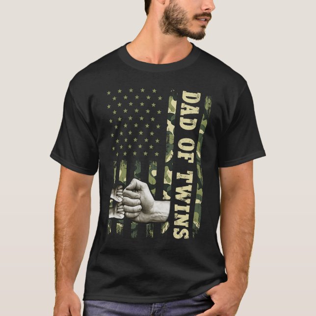 Twin Dad Men Camouflage American Flag Dad Of Twins T-Shirt (Front)