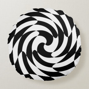 Twirled chessboard round pillow