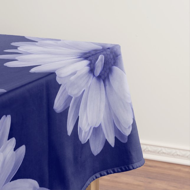 twisted blue petal tablecloth (In Situ)