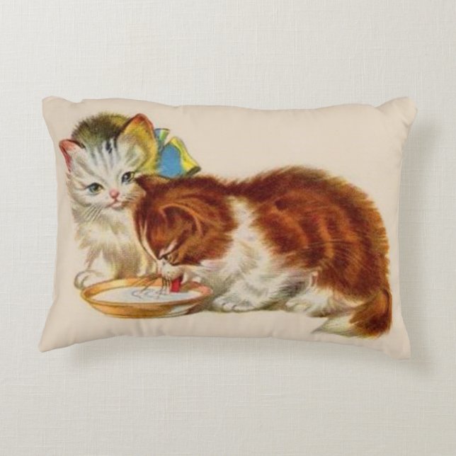 two adorable kittens print accent pillow (Back)