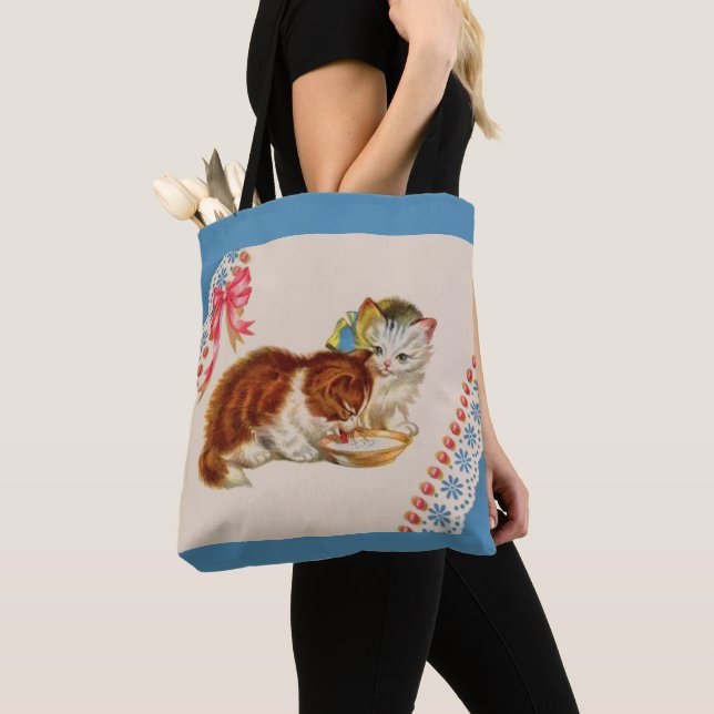 two adorable kittens print tote bag (Close Up)