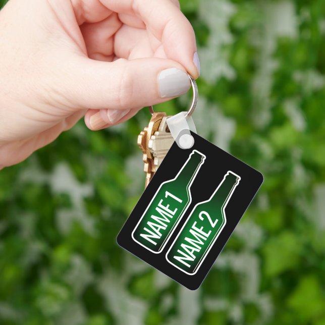 Two green beer bottles aluminium keychain gift (Hand)