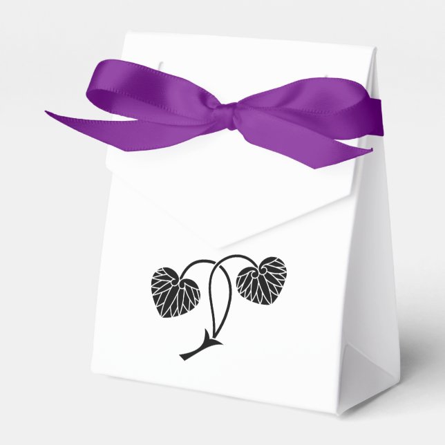 Two-leaf hollyhock favor boxes (Front Side)