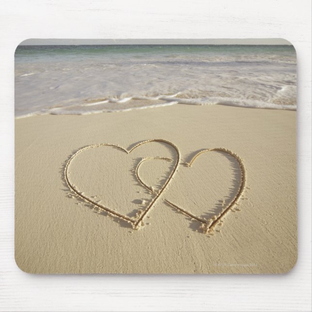 Two overlying hearts drawn on the beach mouse pad (Front)