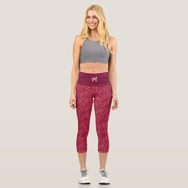 Two Tone Red Tiger Stripe Pattern Gym Fitness Capri Leggings (Front)