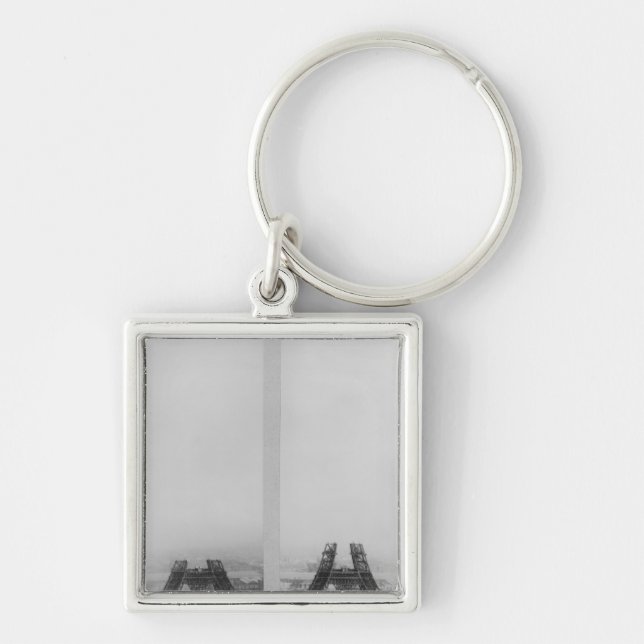 Two views of the construction of the Eiffel Keychain (Front)
