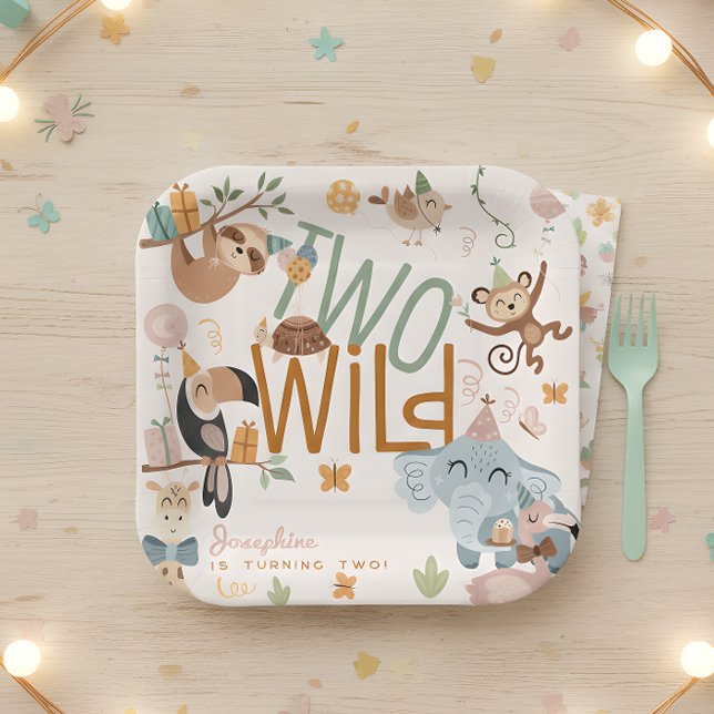 Two wild safari animals kids birthday party paper plates (Creator Uploaded)