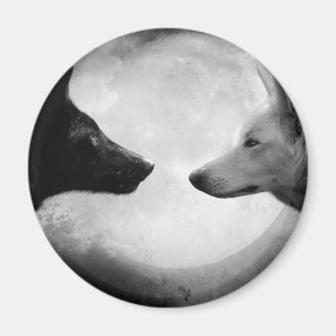 Two wolves facing each other magnet