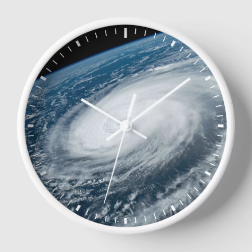 Typhoon Hinnamnor Clock