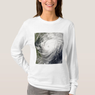 Typhoon Neoguri approaching China T-Shirt