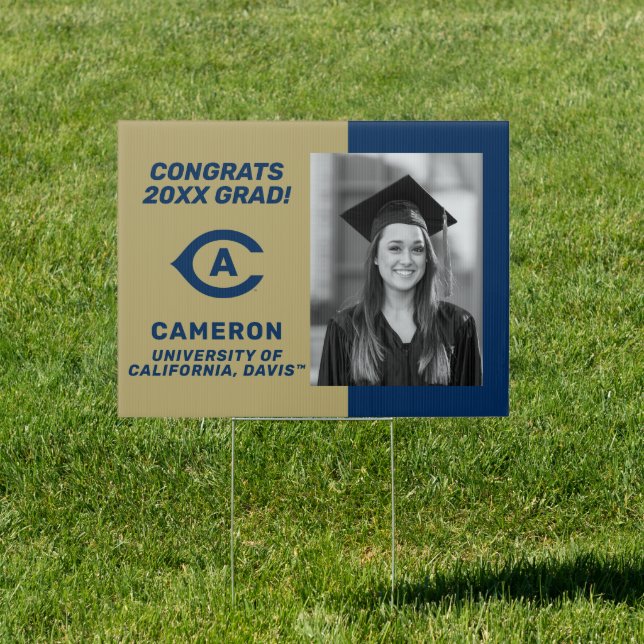 UC Davis C | Congrats Grad Sign (Insitu)