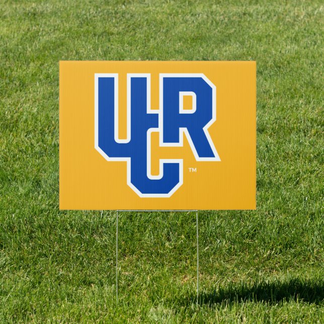 UC Riverside University Sign (Insitu)