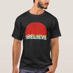 UFO Area 51 Believe Retro Sunset Alien Abduction T-Shirt