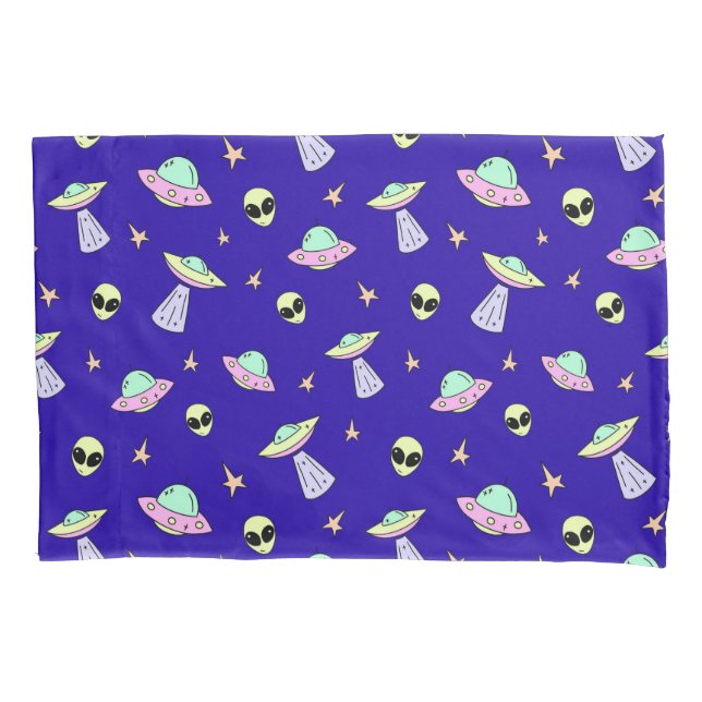 🛸 UFO Cosmic Glow 👽 Alien Faces & Stars Blue  Pillow Case (Front)