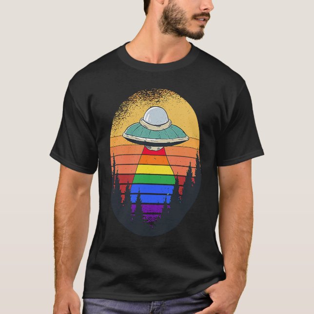 Ufo Flying Saucers LGBT gay & Lesbian pride LGBT g T-Shirt (Front)