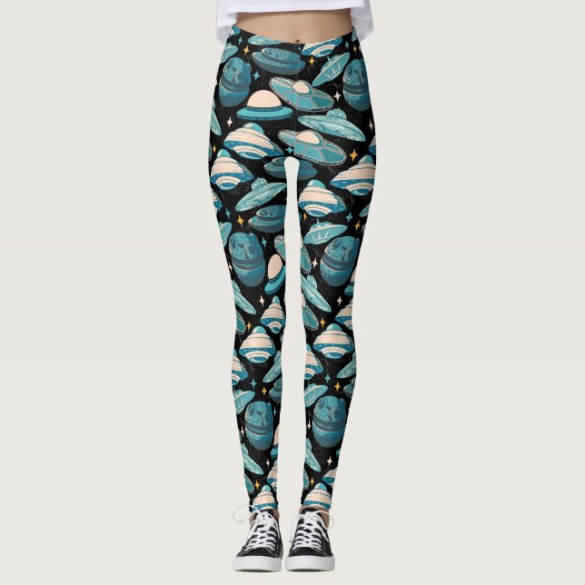 UFO Pattern Retro Style. Black BG Leggings (Front)