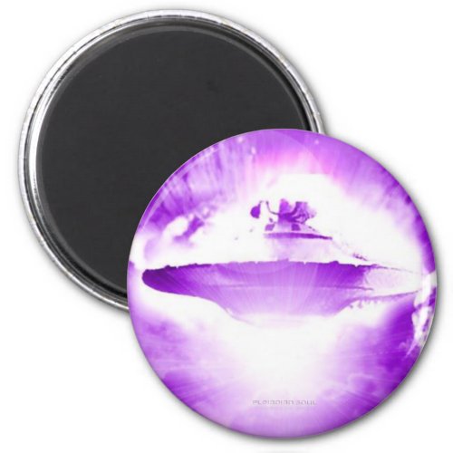 UFO Purple Arrival Magnet