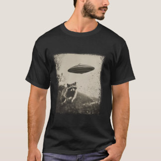 UFO Raccoon Alien Funny Art Vintage T Shirt