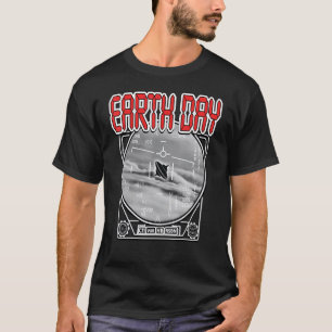Ufo Uap Unidentified Flying Saucer, Earth Day, Ali T-Shirt