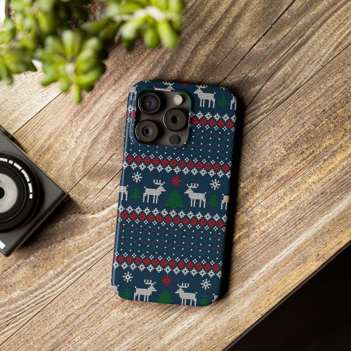 Ugly Sweater Christmas Faux Knit Pattern iPhone 13 Pro Case