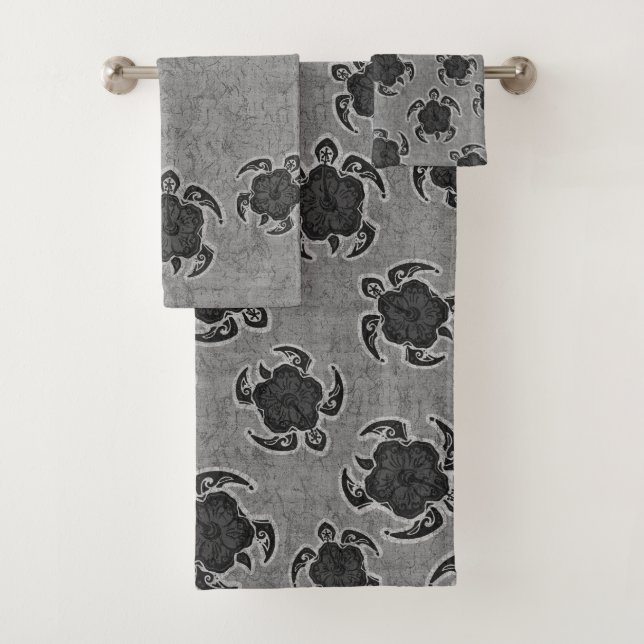 Uhane Honu Batik Hawaiian Turtle Coordinate -Gray Bath Towel Set (Insitu)
