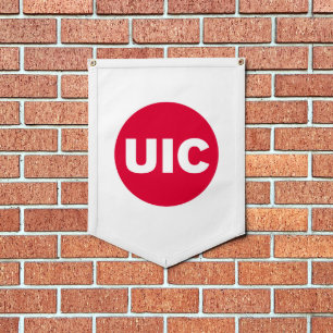 UIC Circle Logo Spirit Pennant