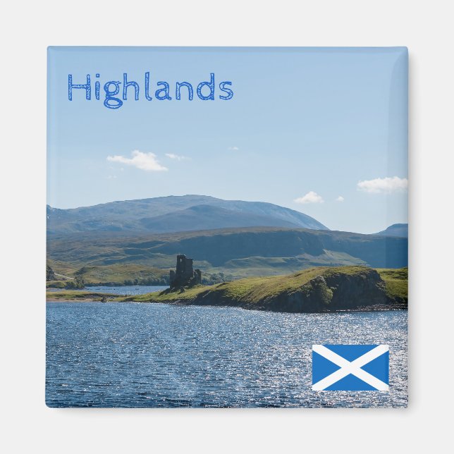 UK, Scotland - Ruined castle Magnet (Front)