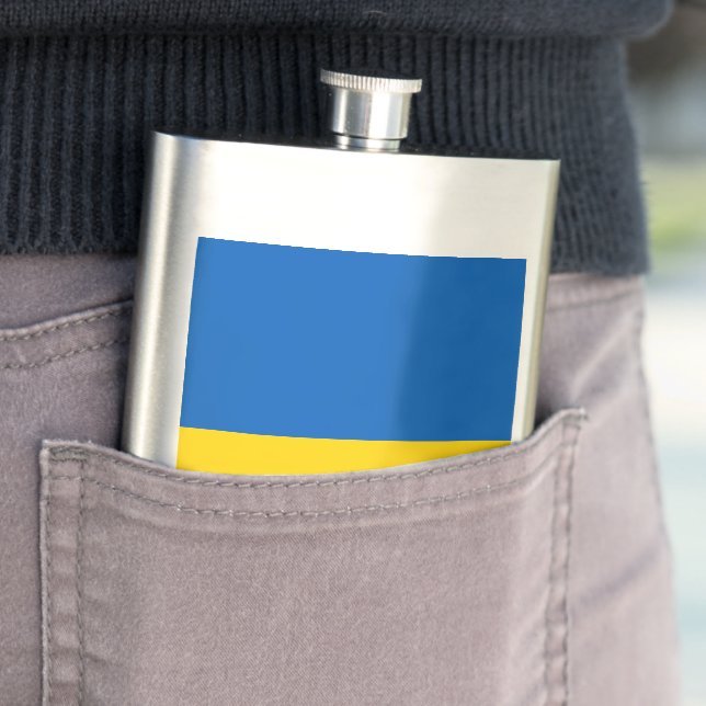 Ukraine flag flask (In Situ)