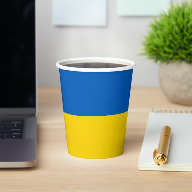 Ukraine flag paper cups (Insitu)