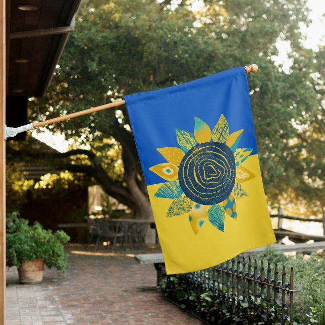 Ukraine Garden flag & House Banner  (In SItu)