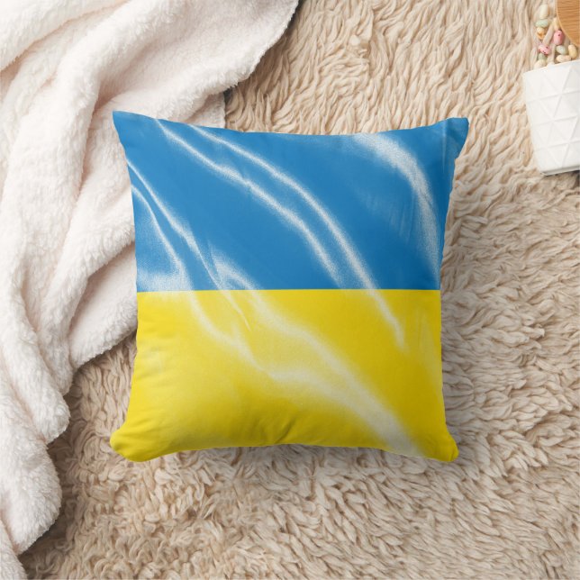 Ukraine silk flag throw pillow (Blanket)