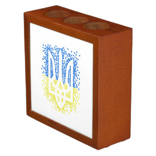 Ukrainian emblem trident tryzub scattering hearts desk organizer