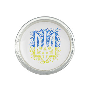 Ukrainian emblem trident tryzub scattering hearts ring
