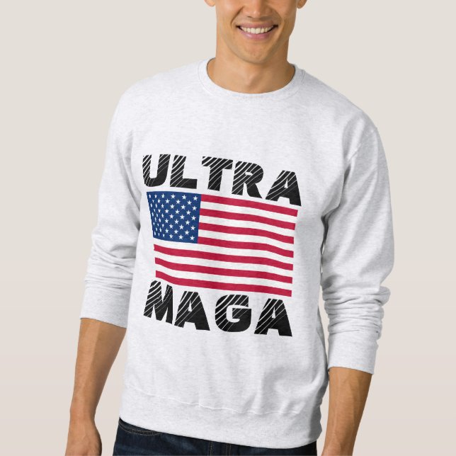 ULTRA MAGA TRUMP T-Shirt -CHRISTMAS T-SHIRT Sweatshirt (Front)