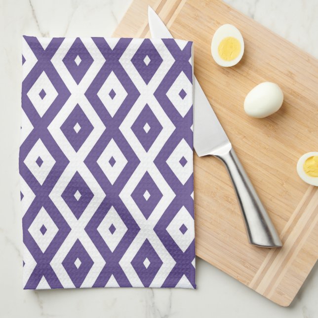 Ultra violet and white diamond pattern kitchen towel (Quarter Fold)