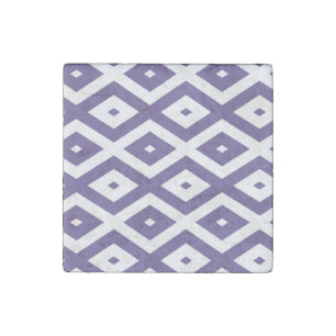 Ultra violet and white diamond pattern stone magnet