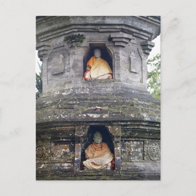 Ulun Danu Temple statues, Bali, Indonesia Postcard (Front)