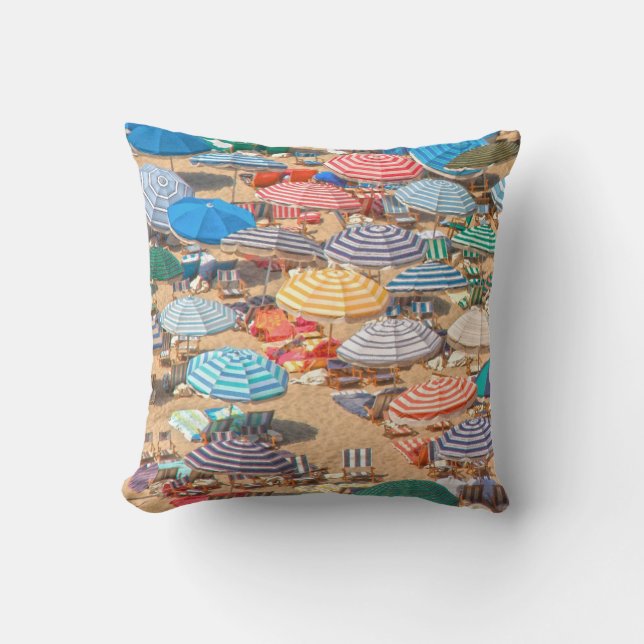 Umbrella 1 throw pillow (Front)