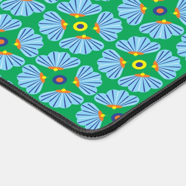 Umbrella Flowers Desk Mat (Corner)