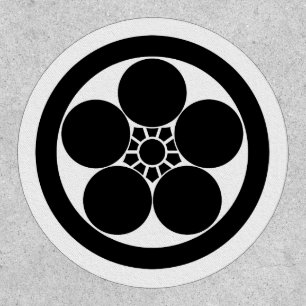 Umebachi-style plum blossom in a circle patch