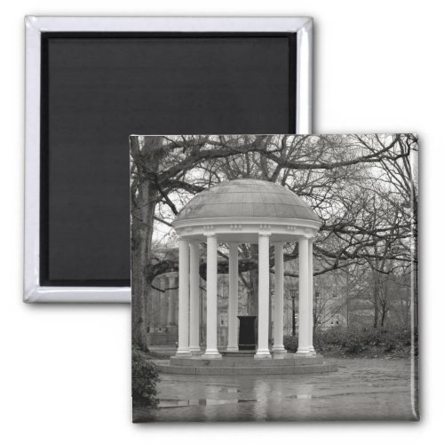 UNC Old Well Magnet