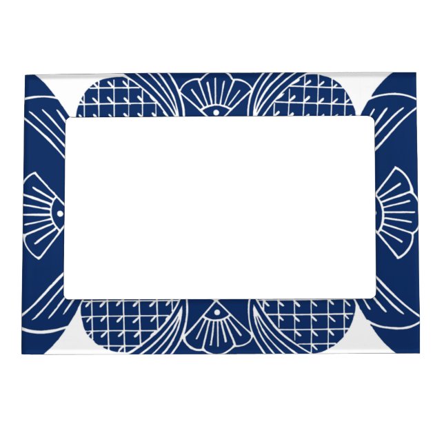 Underwater Fish Design with Blue Background Magnetic Picture Frame (Front)