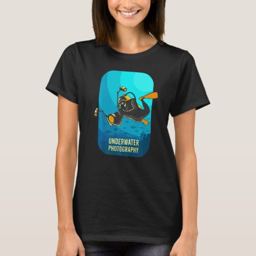 Underwater Photographer Scuba Diver With Camera T-Shirt